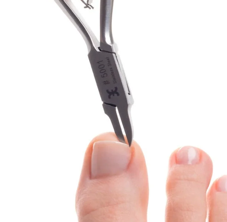 Eckenzange, Kopfschneider und Nagelzange im Vergleich